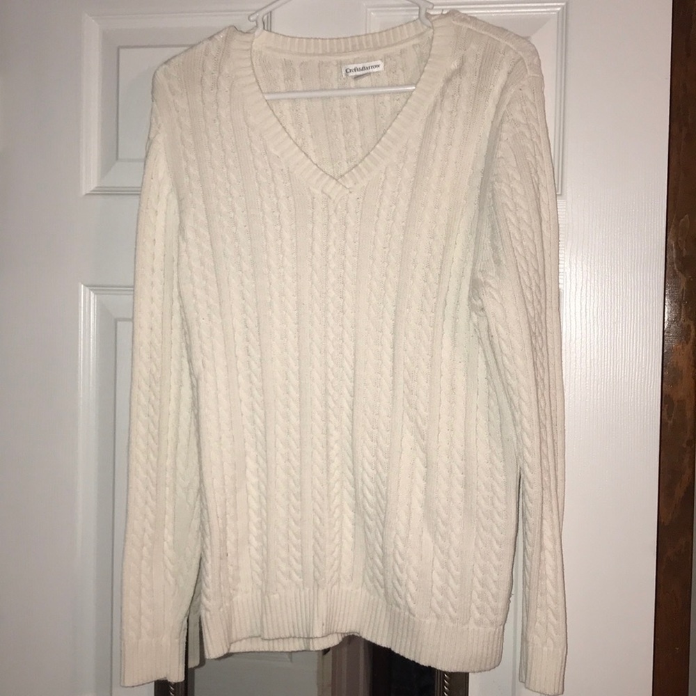 Gently worn white/cream sweater